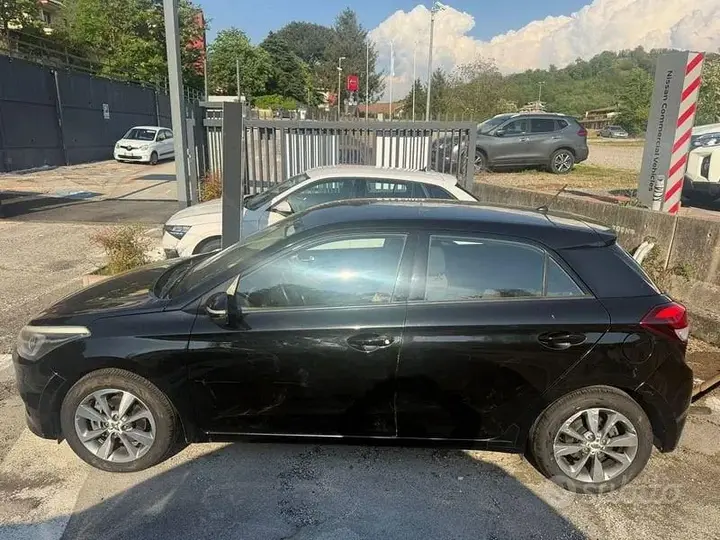 Hyundai I20 2016 photo 4