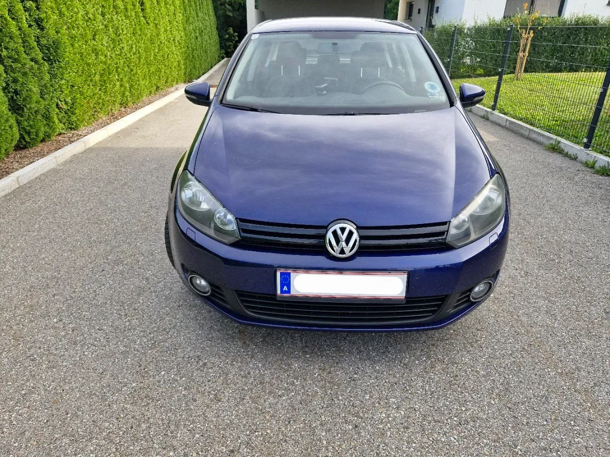 Volkswagen Golf 2012 photo 2