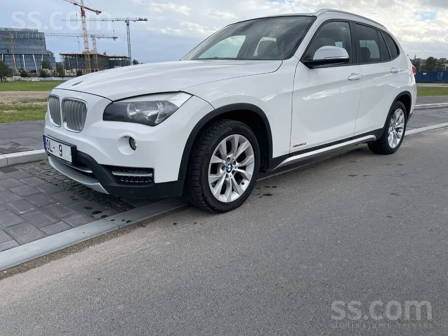 BMW X1 2013 photo 2
