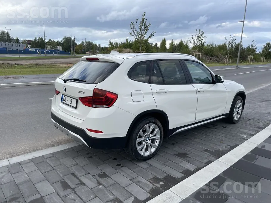 BMW X1 2013 photo 4