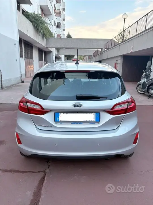 Ford Fiesta 2018 photo 2