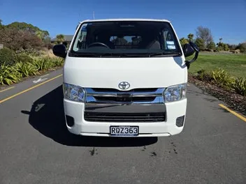 Toyota Hiace 2019 photo 3