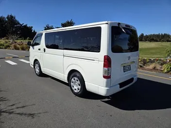 Toyota Hiace 2019 photo 5