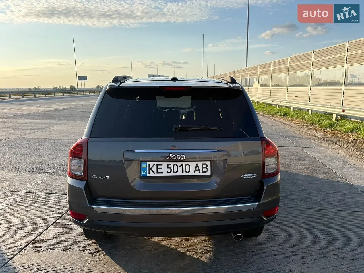 Jeep Compass 2015 photo 4