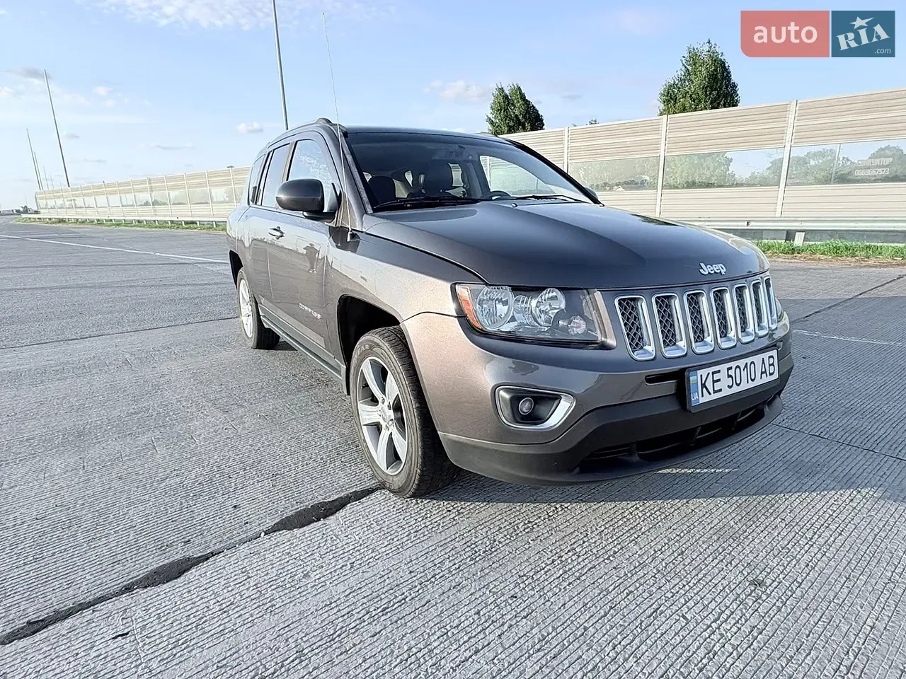 Jeep Compass 2015 photo 2