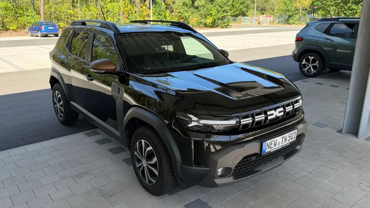 Dacia Duster 2025 photo 2