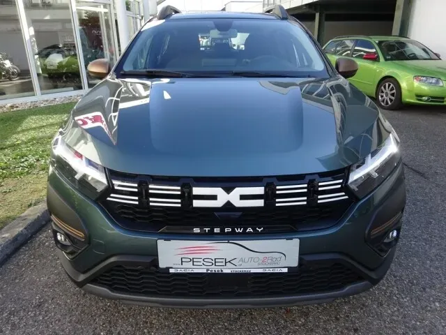 Dacia Sandero Stepway Extreme Tce 90 2023 photo 2