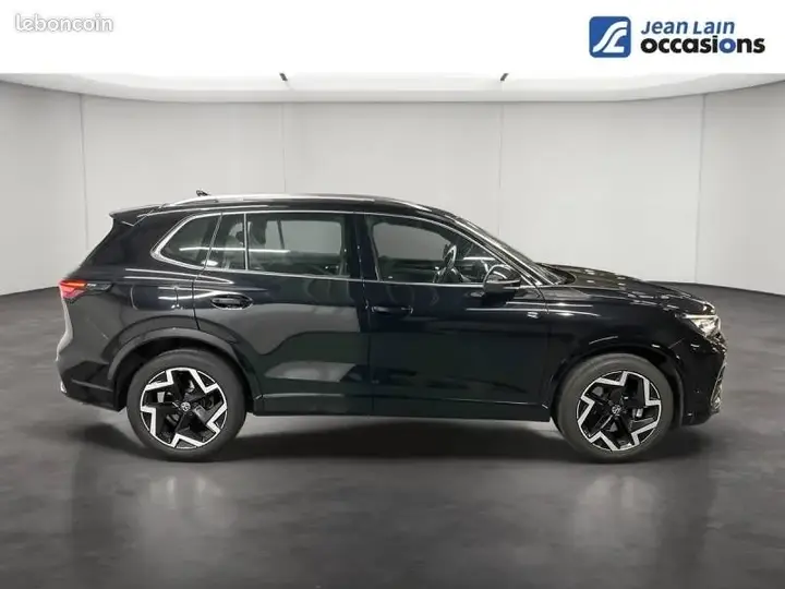 Volkswagen Tiguan 2024 photo 4