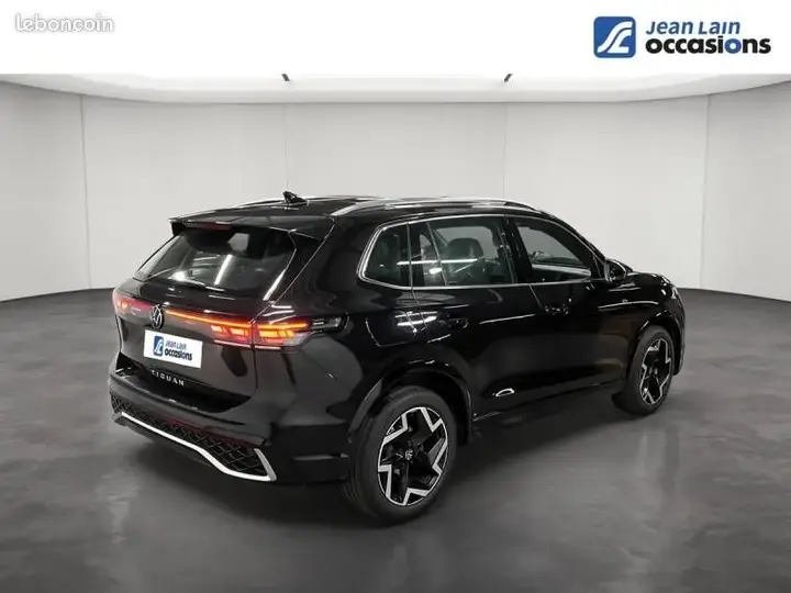 Volkswagen Tiguan 2024 photo 5
