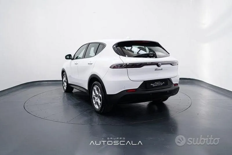 Alfa Romeo Tonale 2023 photo 4