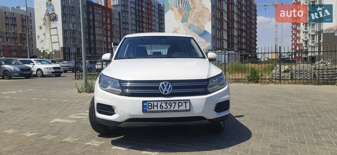 Volkswagen Tiguan 2011 photo 2