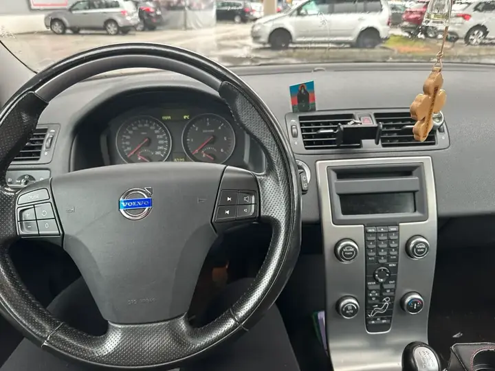 Volvo C30 2009 photo 2