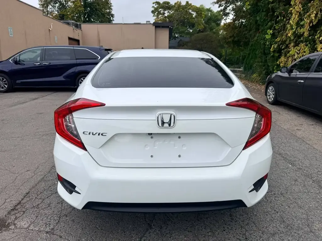 Honda Civic 2018 photo 5