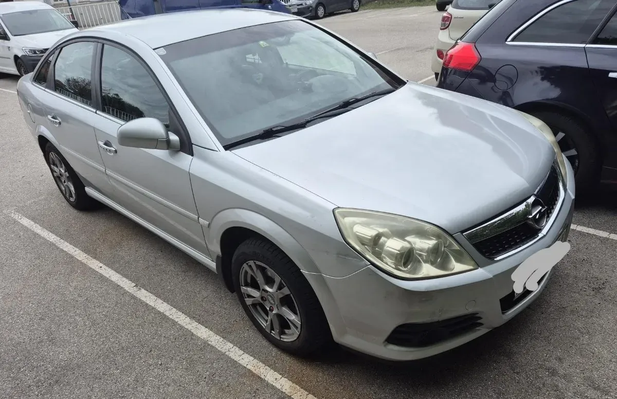 Opel Vectra 2007 photo 2