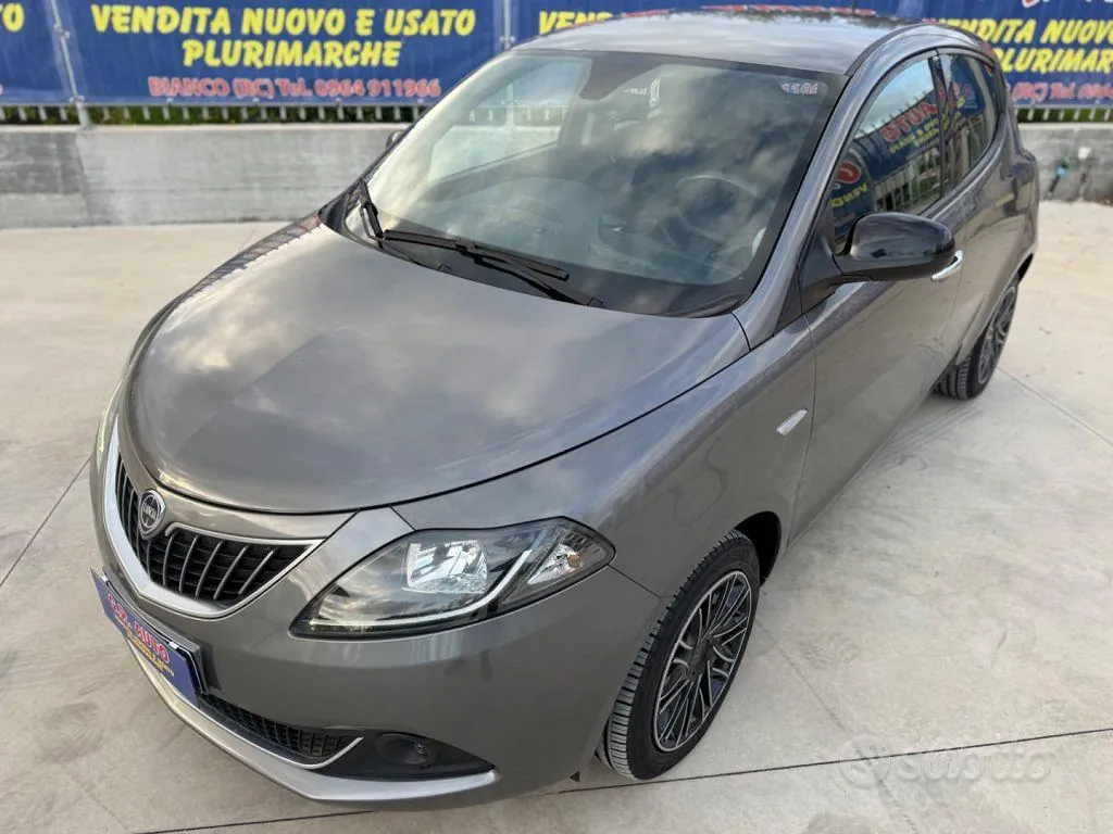 Lancia Ypsilon 2022 photo 3