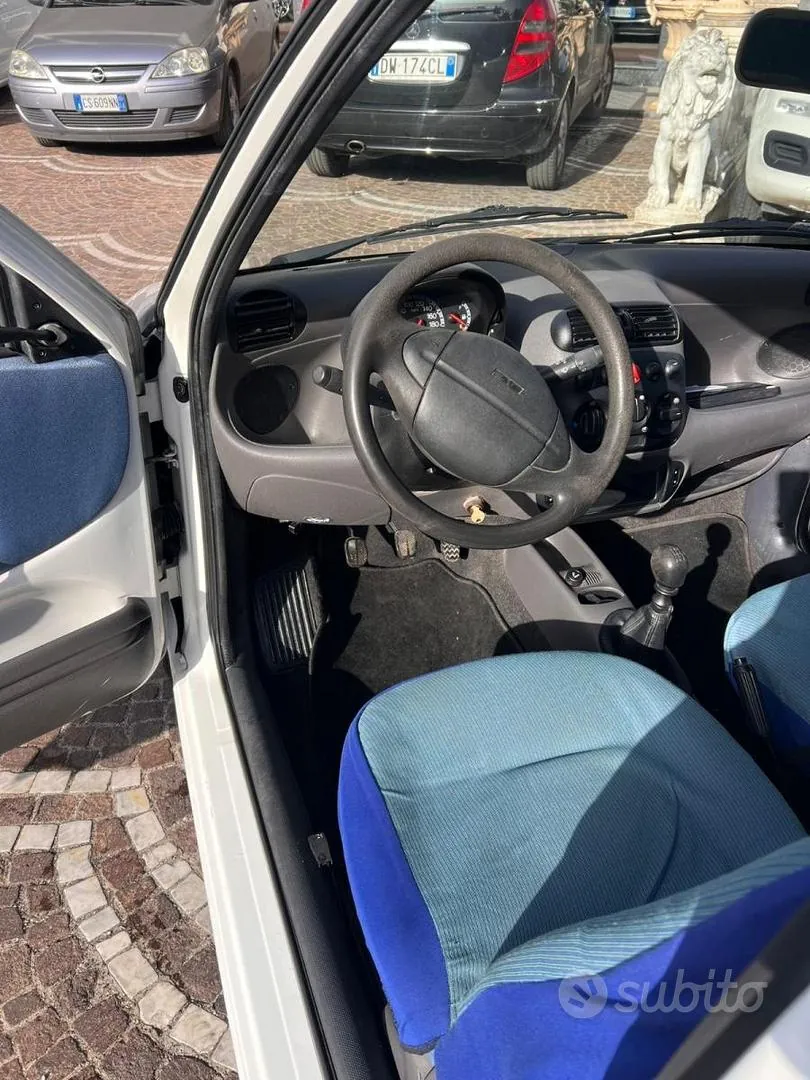 Fiat Seicento 2001 photo 3