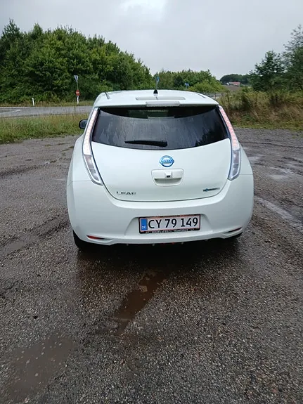Nissan Leaf 2013 photo 4
