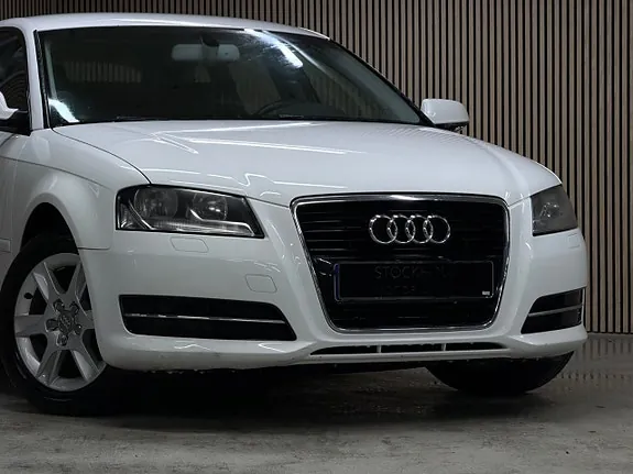 Audi A3 2011 photo 2
