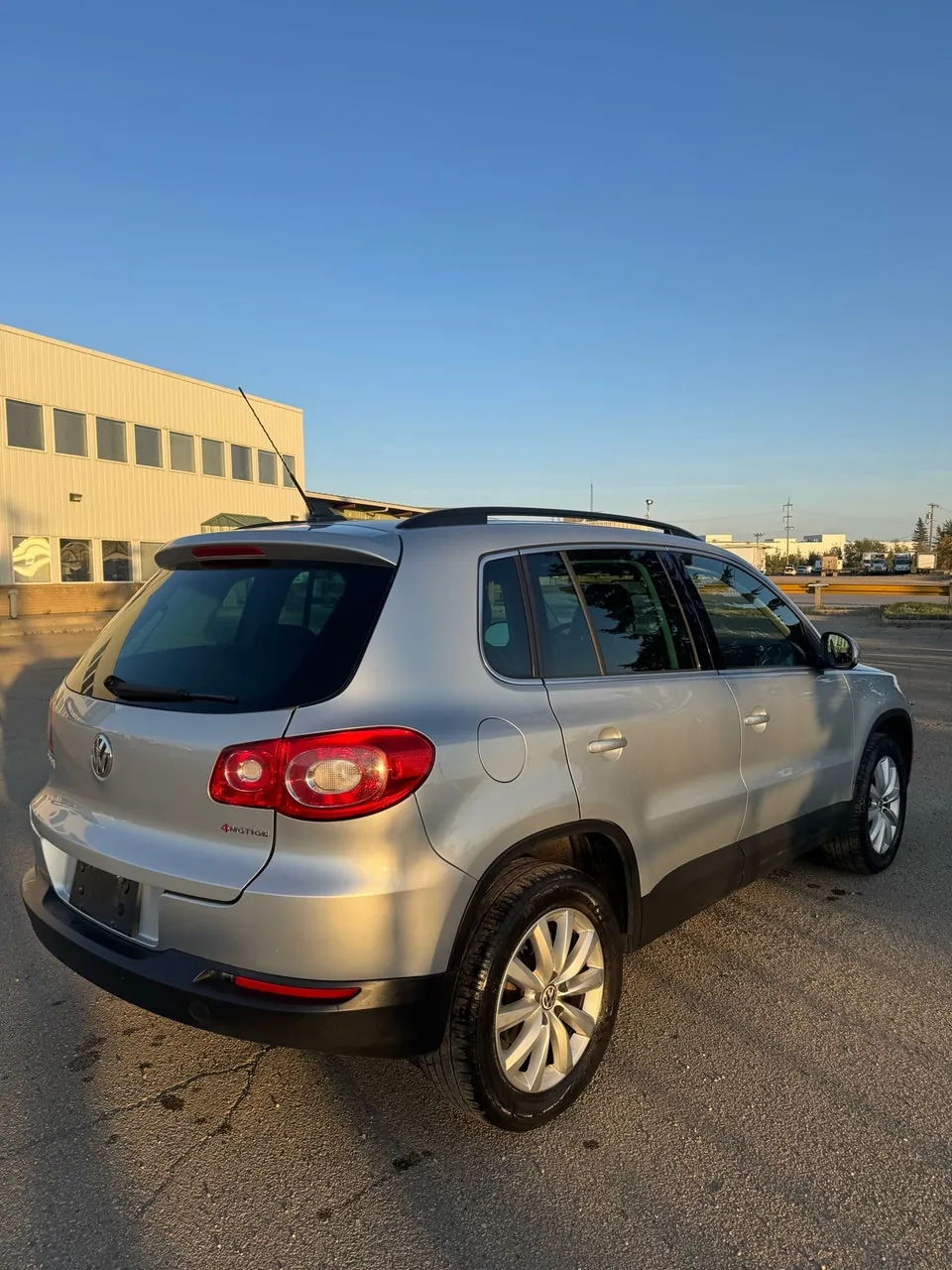 Volkswagen Tiguan 2011 photo 4