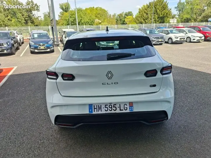 Renault Clio 2026 photo 4