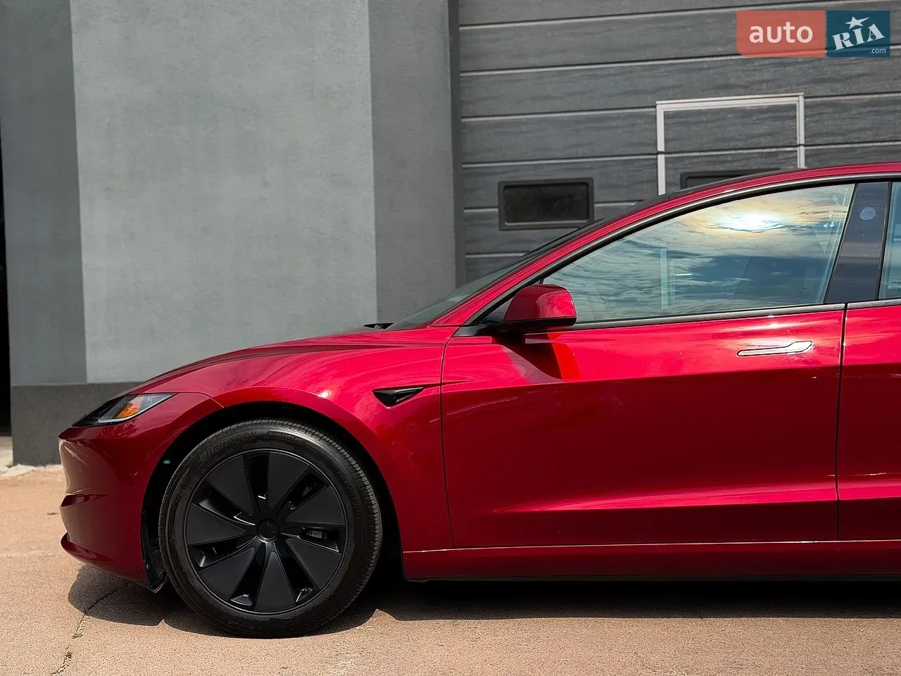 Tesla Model 3 2024 photo 5