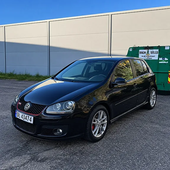 Volkswagen Golf V