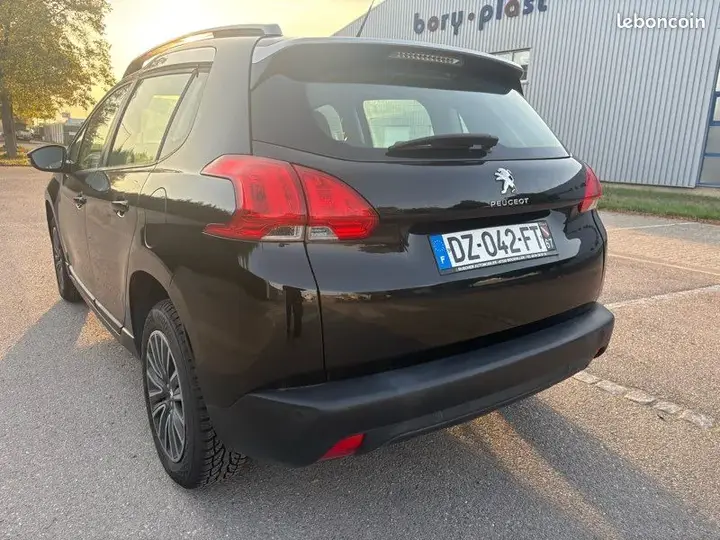 Peugeot 2008 2016 photo 3