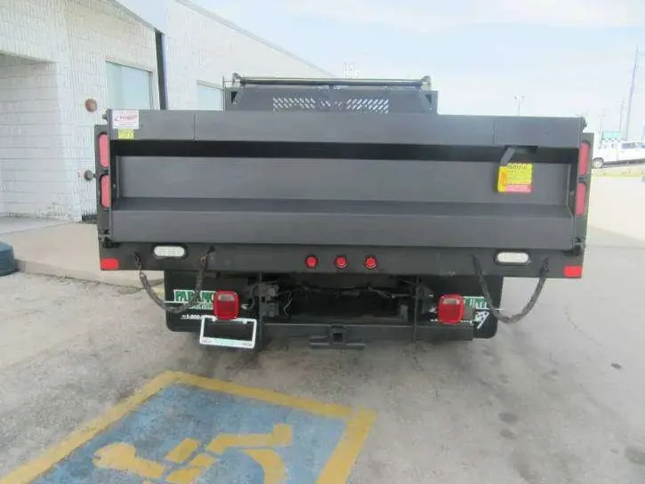 Ford F-550 2023 photo 4