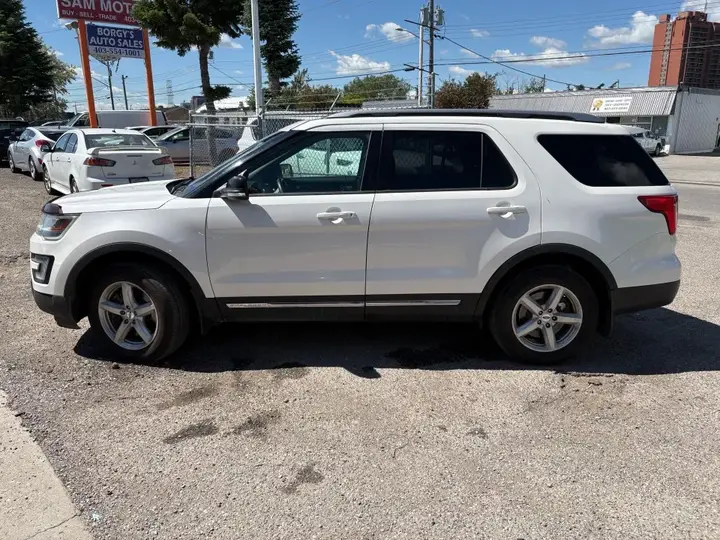 Ford Explorer 2016 photo 4
