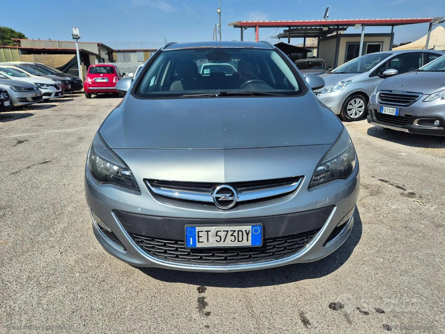 Opel Astra 2013 photo 2