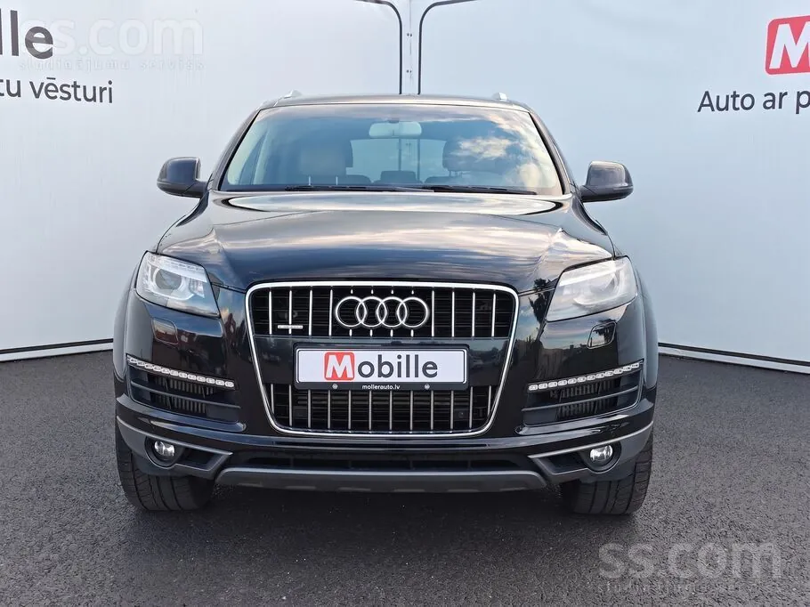 Audi Q7 2013 photo 2