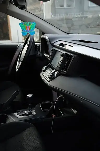 Toyota Rav4 2017 photo 2