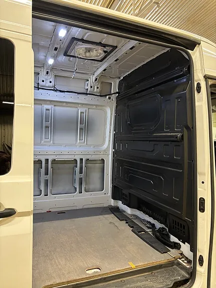 Volkswagen Crafter 35 2018 photo 4