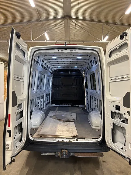Volkswagen Crafter 35 2018 photo 3