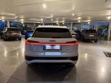 Audi Q8 E-Tron 2024 photo 2