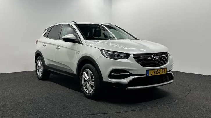 Opel Grandland X 2021 photo 3