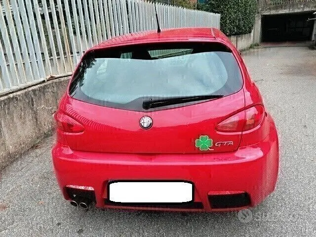 Alfa Romeo 147 2004 photo 3
