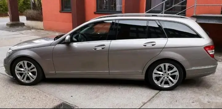 Mercedes-Benz C280