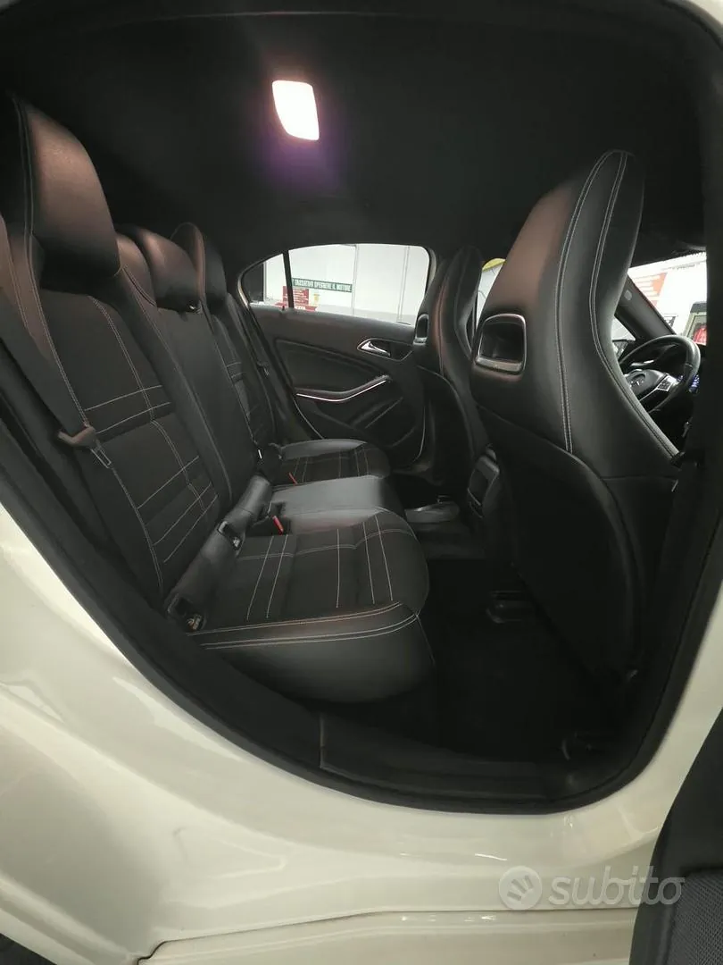 Mercedes-Benz A-Class 2013 photo 4