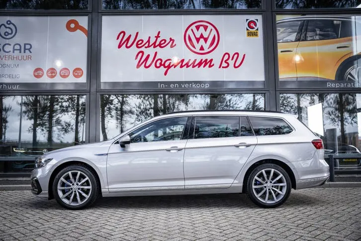 Volkswagen Passat 2021 photo 3