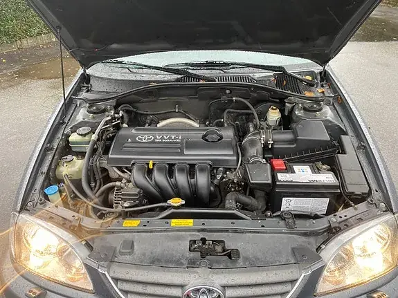 Toyota Avensis 2002 photo 5