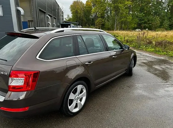 Skoda Octavia 2014 photo 4