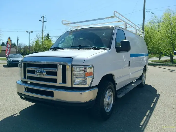 Ford E-Series Van