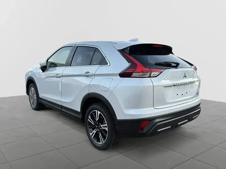 Mitsubishi Eclipse Cross 2026 photo 4