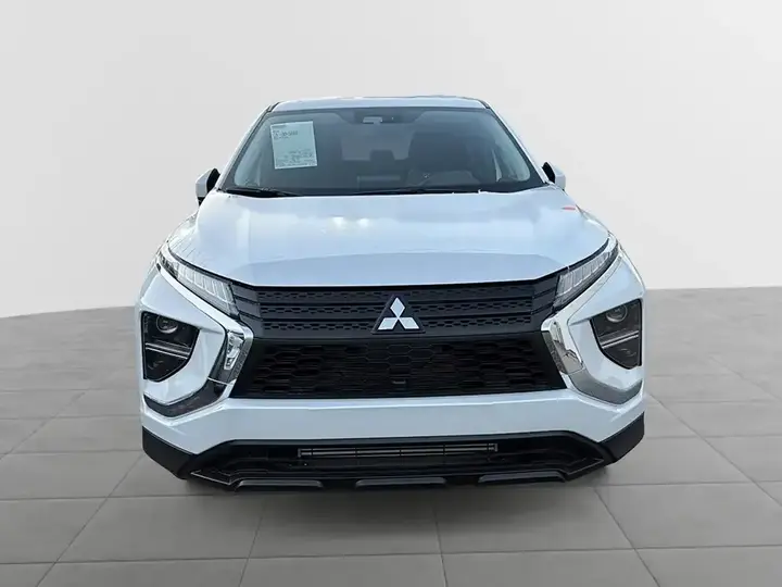 Mitsubishi Eclipse Cross 2026 photo 2