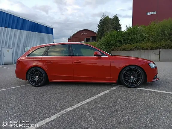 Audi A4 2013 photo 2