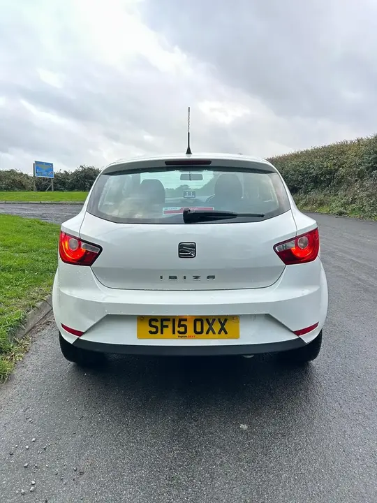 Seat Ibiza 2015 photo 4
