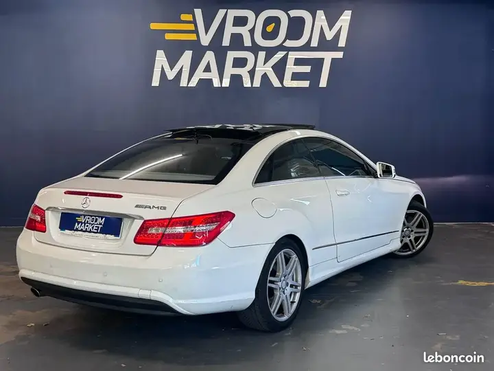 Mercedes-Benz E-Class 2013 photo 2