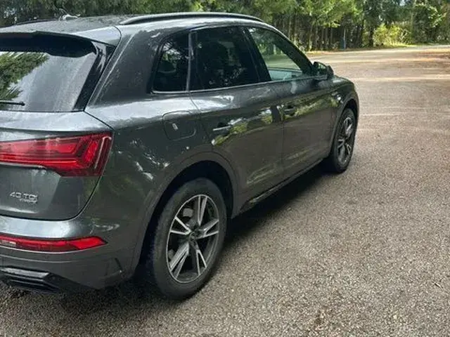 Audi Q5 2022 photo 3