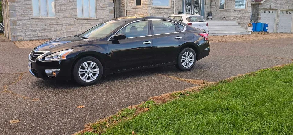 Nissan Altima 2013 photo 4